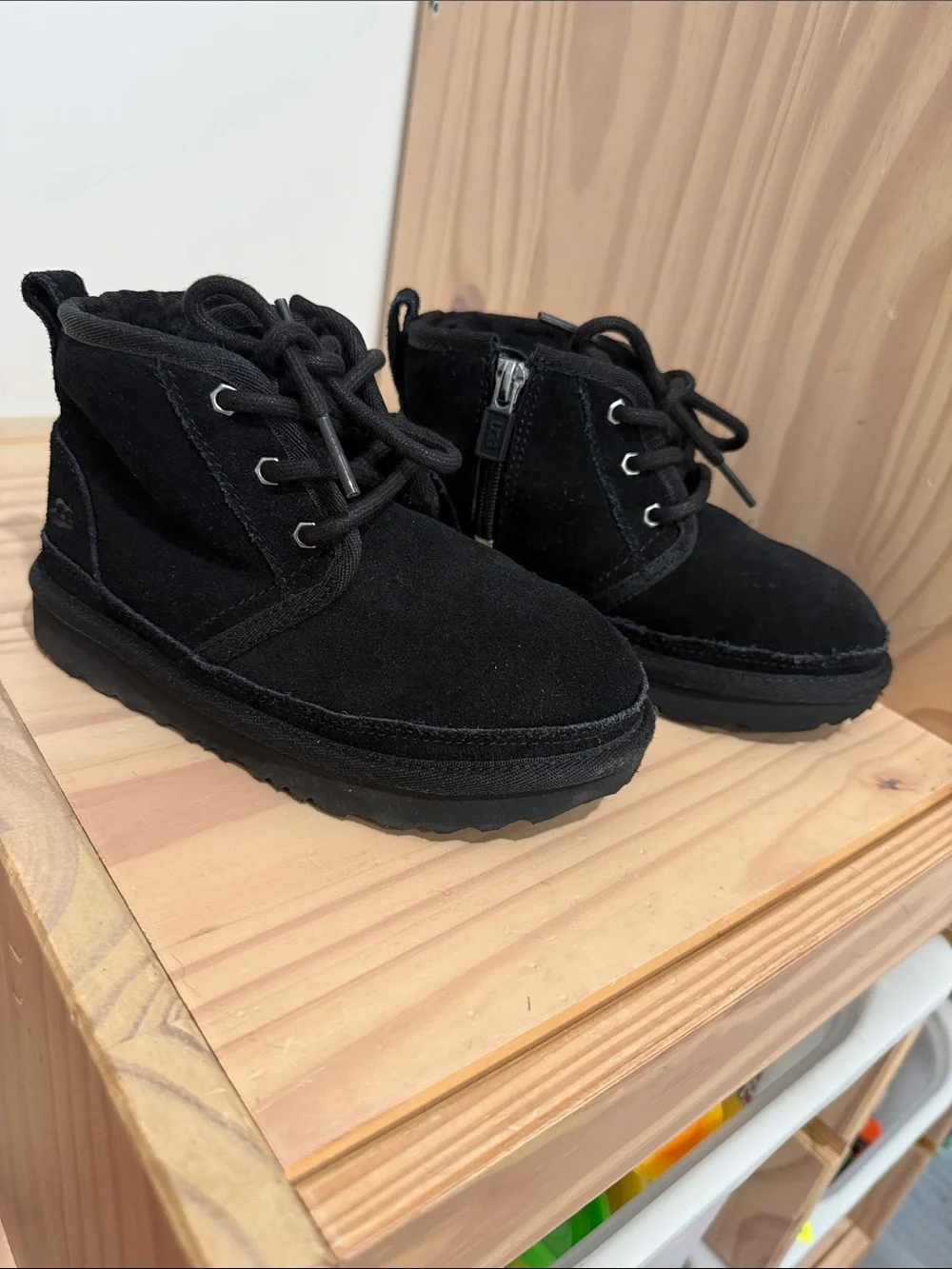 UGG warm stylish